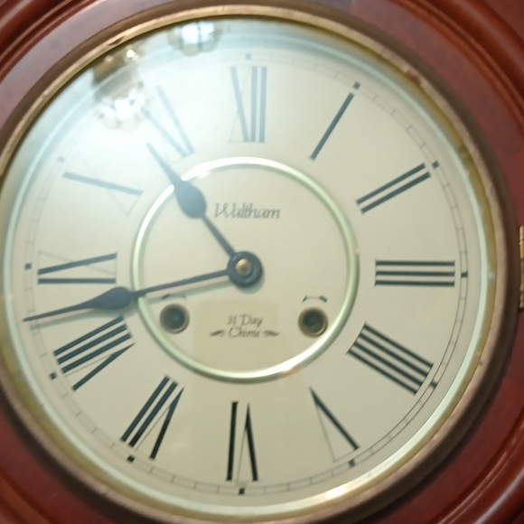 Clock - Picture 2 of 6